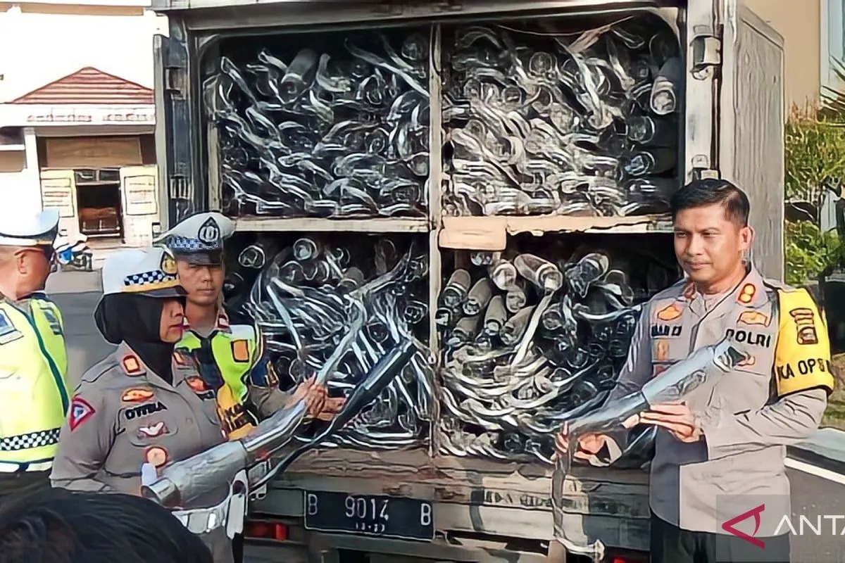 polres oku sumsel sita 1 750 knalpot brong 69024
