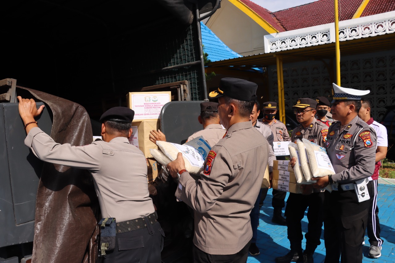 polres pacitan kirim bantuan korban gempa cianjur 52032