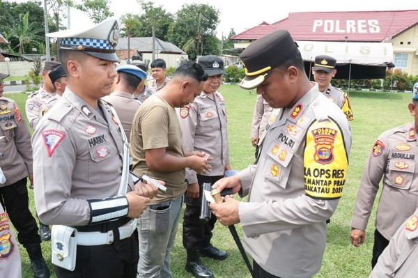 polres tulang bawang lakukan pengecekan senjata api dinas untuk tingkatkan pengawasan 81222