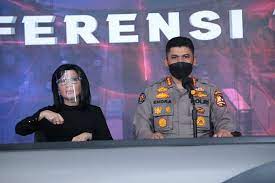 polri bakal berlakukan bpjs kesehatan sebagai syarat pembuatan sim stnk dan skck 21048