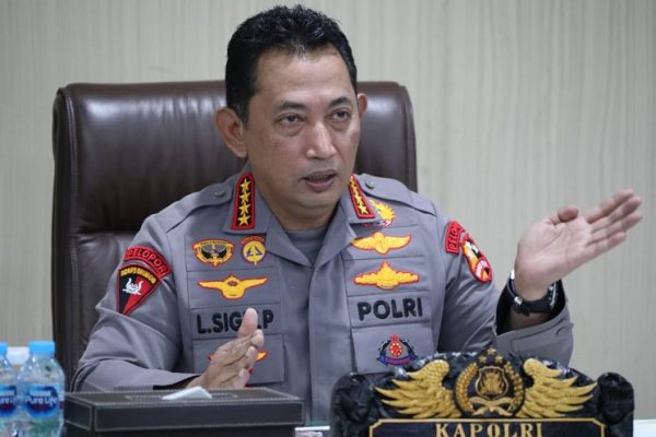 polri disiplinkan wag personel juga berlaku bagi isteri 21191