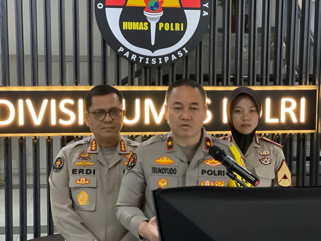 polri jumlah pelanggaran lalin meningkat satu hari kemarin 72579