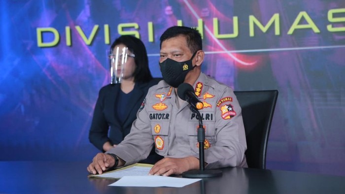 polri kasus doni salmanan terkait quotex bukan binomo 21216