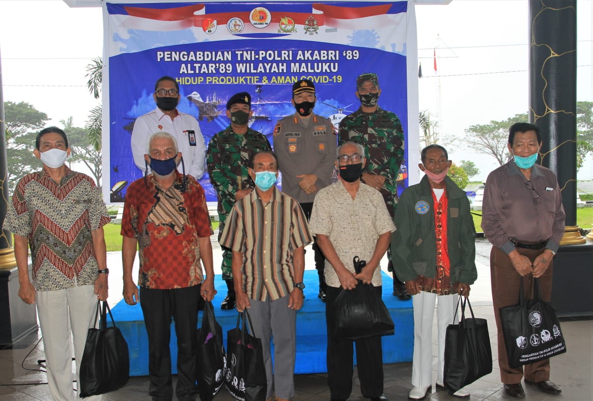 polri peduli bakti sosial altar akabri 89 di desa halong kota ambon 34855