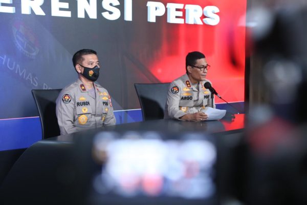 polri pelaku bom bunuh diri makassar dua orang bersepeda motor 30911