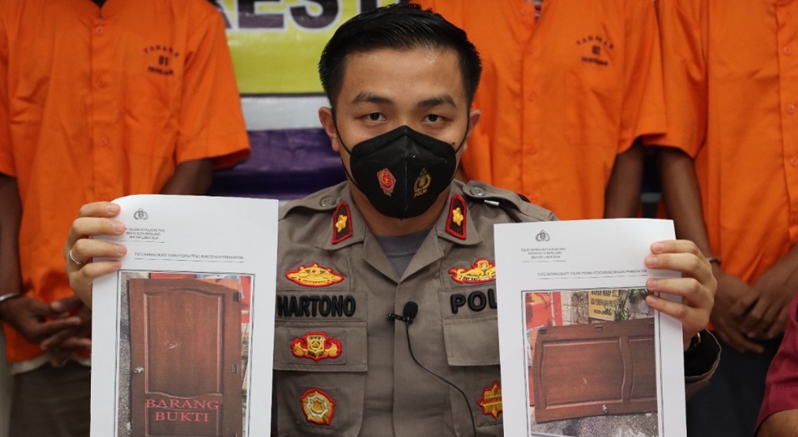 polri ringkus kawanan pencuri spesialis rumah kosong di lubuk baja 5 pelaku jadi tersangka buron 17717