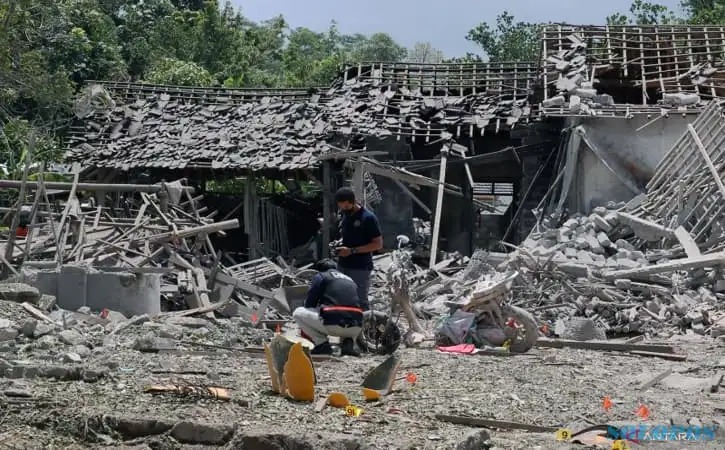 polri telah menetapkan tersangka kasus ledakan bubuk mesiu di blitar 55683