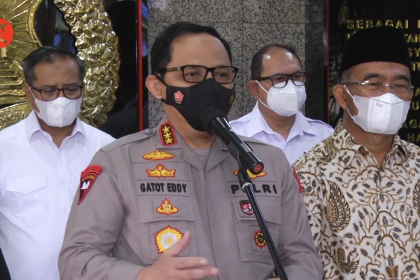 polri terjunkan 144 392 personel dalam pengamanan operasi ketupat 2022 45989