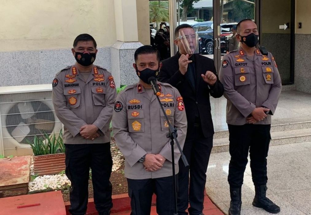 polri tetapkan mantan dirut pt jip tersangka dugaan korupsi proyek pengadaan menara 17521