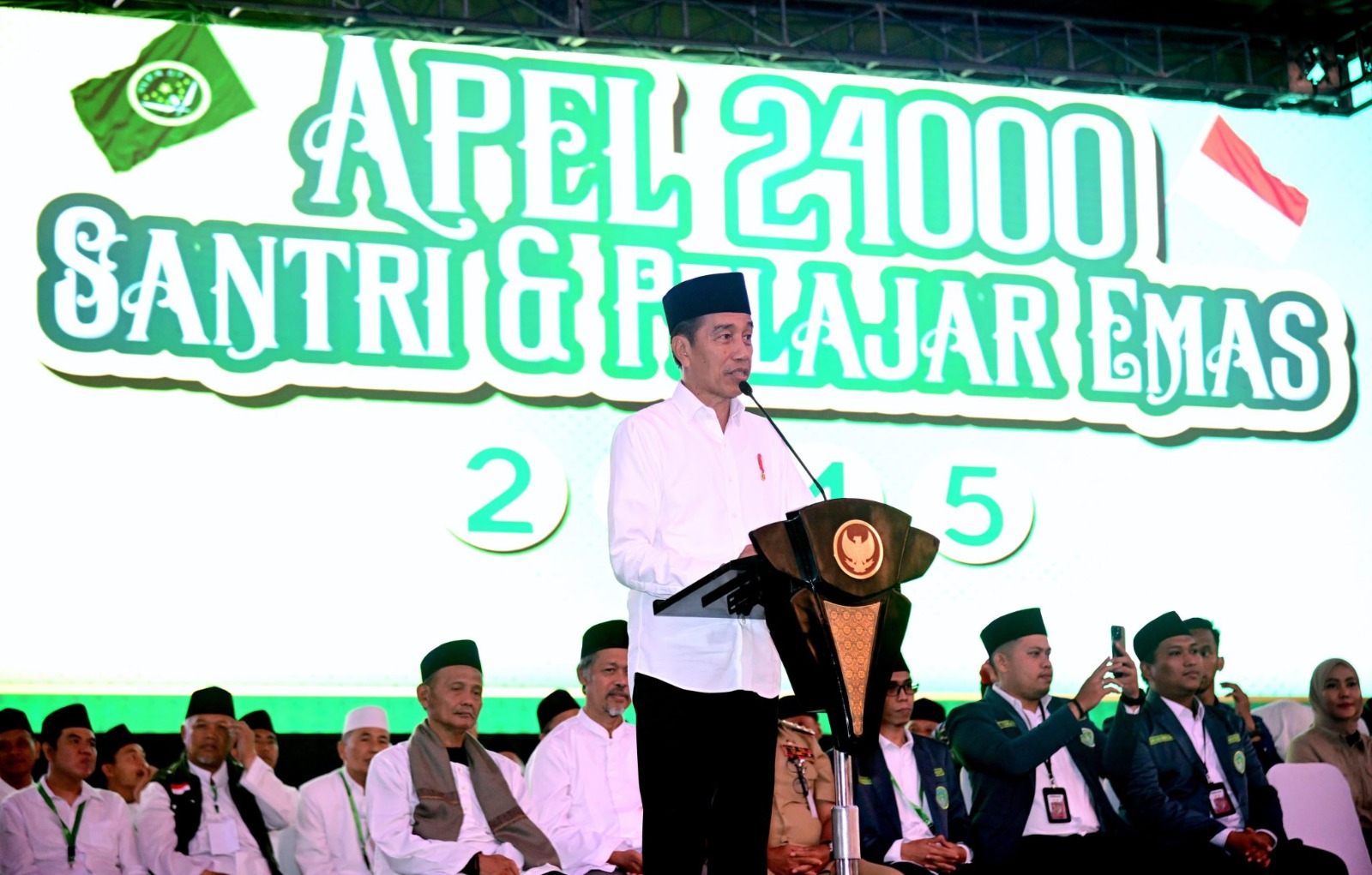 presiden jokowi ajak santri dan pelajar nyoblos di 14 februari 2024 69282
