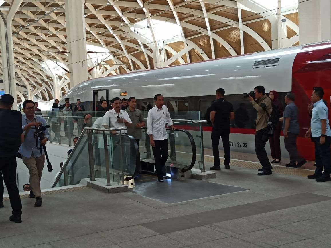 presiden jokowi jajal kereta cepat jakarta bandung hari ini 63523