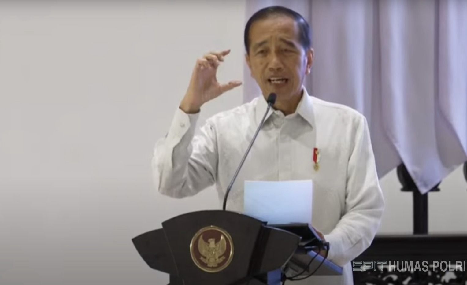 presiden jokowi ke tni polri dukung visi besar pembangunan indonesia sentris 78739