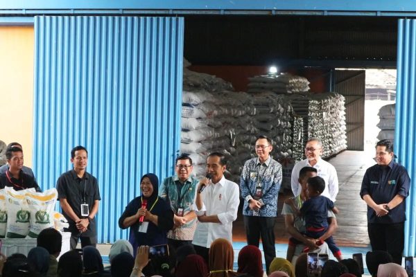 presiden jokowi negara lain tak beri bantuan beras seperti indonesia 70263
