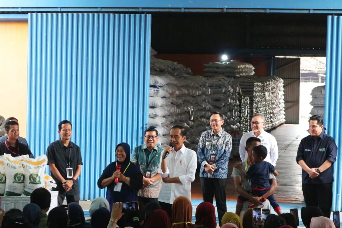 presiden jokowi negara lain tak beri bantuan beras seperti indonesia 70263
