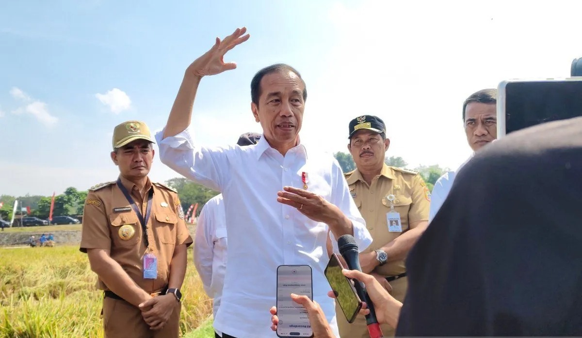 presiden jokowi pastikan tak ada bansos untuk korban judi online 75439
