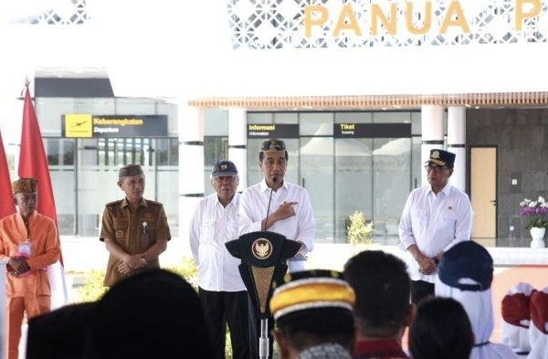 presiden jokowi resmikan bandara panua pohuwato di gorontalo 72927