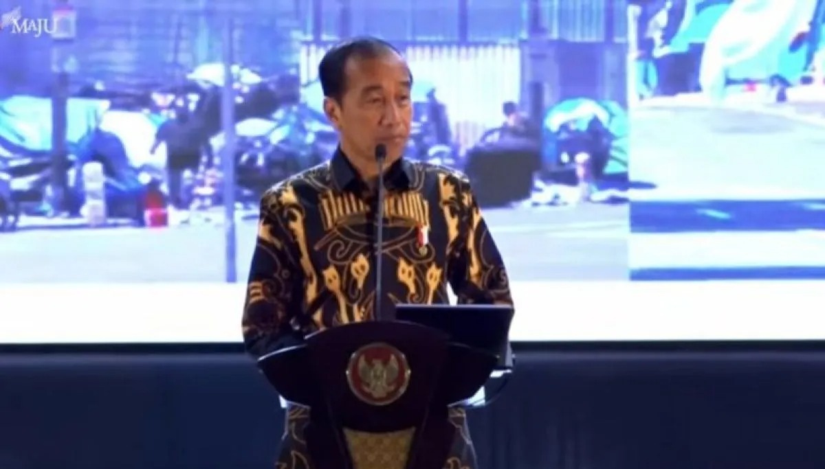 presiden jokowi tawarkan transportasi art sebagai alternatif mengurai kemacetan di perkotaan 74816