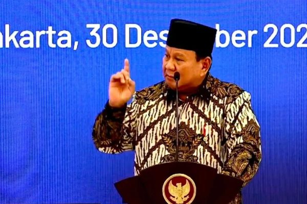 presiden prabowo peringatkan jajaran berantas praktik mark up anggaran 82525
