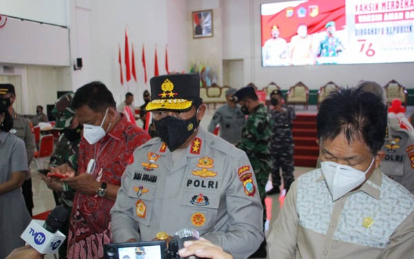 preventing the spread of covid 19 north sulawesi regional police holds mass vaccination that provides 5000 doses 41257