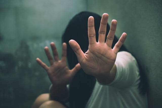 pria dibawah pengaruh alkohol tega lakukan tindakan cabul kepada remaja perempuan penyandang disabilitas 50445