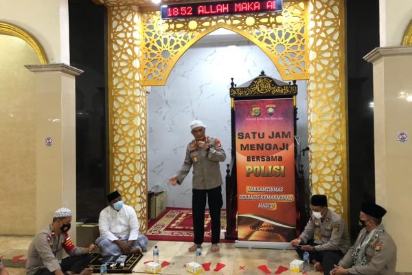 program kapolda metro jaya satu jam mengaji bersama polisi 30666
