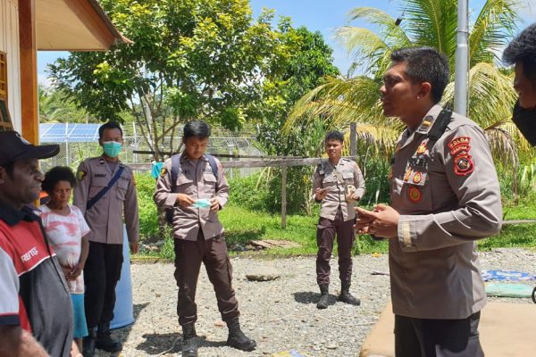 program peka satgas binmas noken operasi damai cartenz 202 kunjungi tokoh masyarakat suku momuna 46150