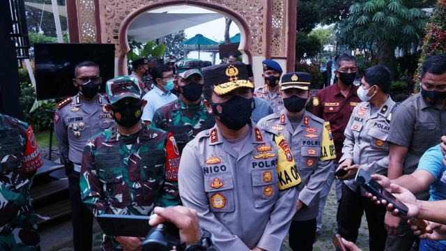 putus penyebaran covid 19 polda jatim periksa sebanyak 215 997 pengendara 28432