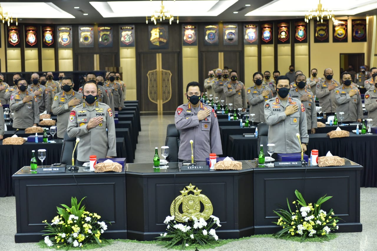 rakernis gabungan 4 divisi kapolri minta penguatan transformasi menuju polri presisi 28701