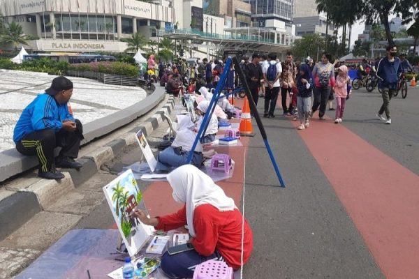 ramaikan hari lalu lintas bhayangkara ratusan siswa melukis di bundaran hi saat car free day 49854