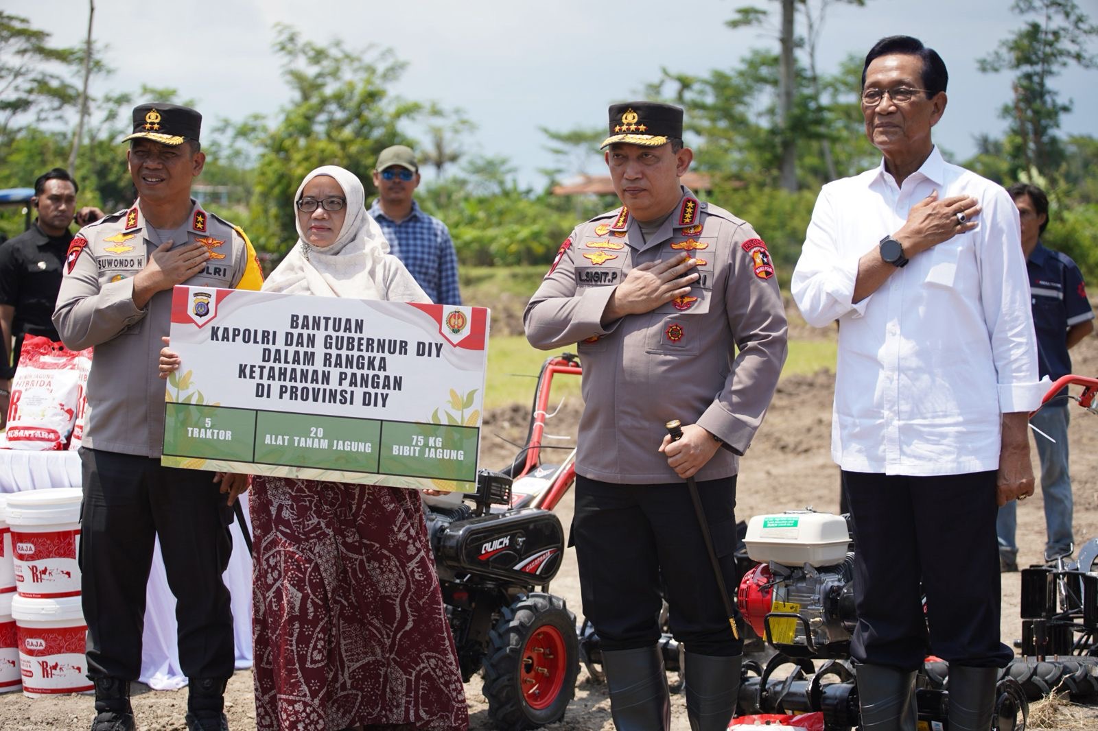 resmikan irigasi di kulonprogo kapolri dorong pertumbuhan ekonomi dan ketahanan pangan 84174