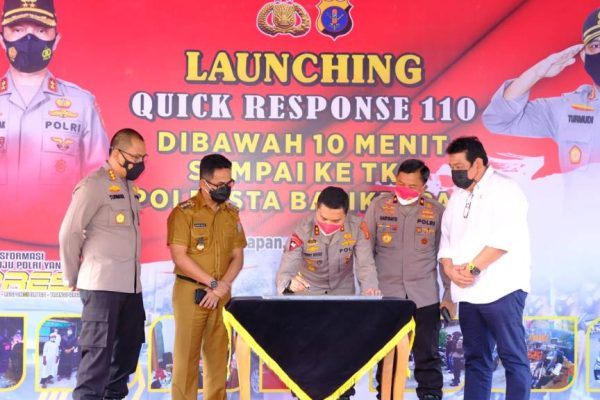respon cepat aduan masyarakat dibawah 10 menit kapolda kaltim resmikan hotline 110 18304