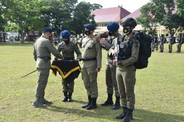 riau regional police mobile brigade opens pre operational exercise in order to secure xx national sports week 2021 in papua 41371
