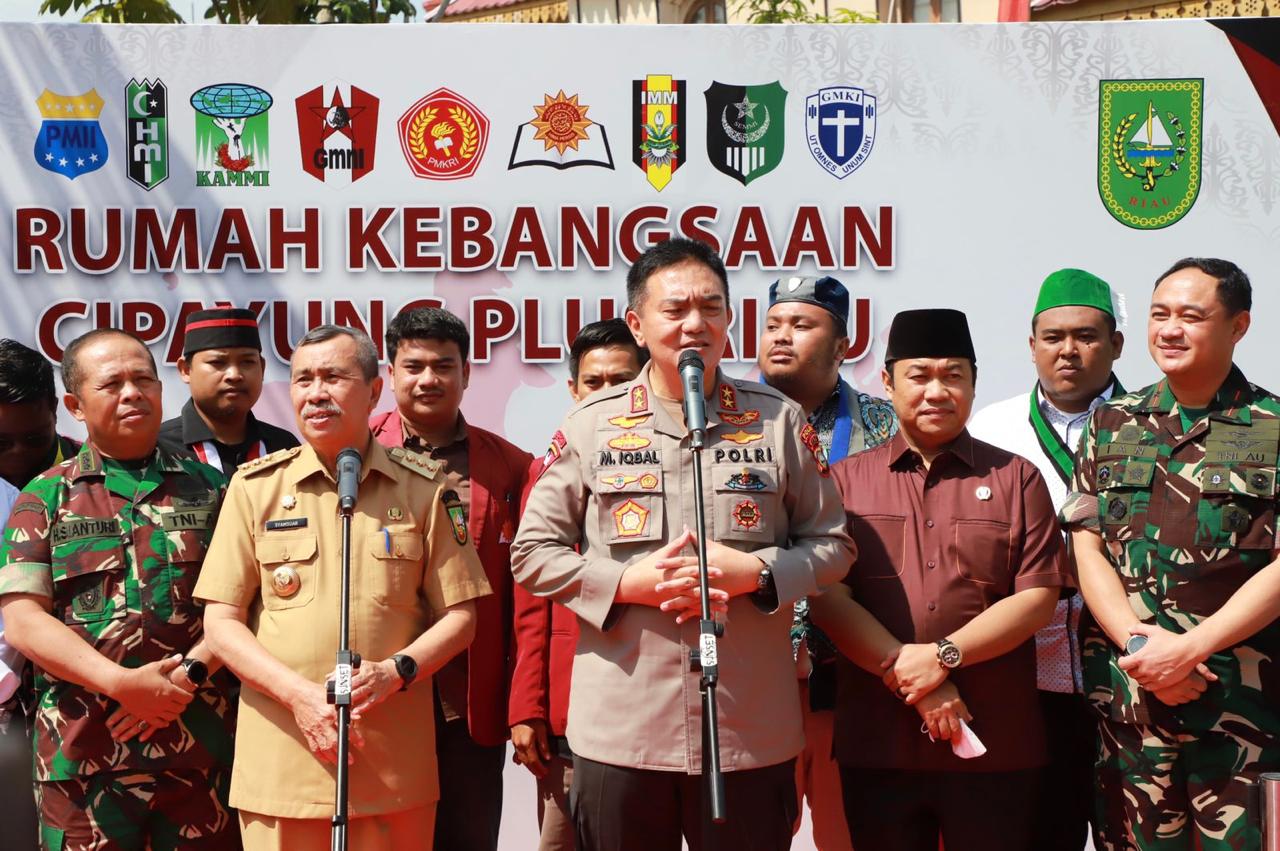 rumah kebangsaan cipayung plus riau diresmikan 48967
