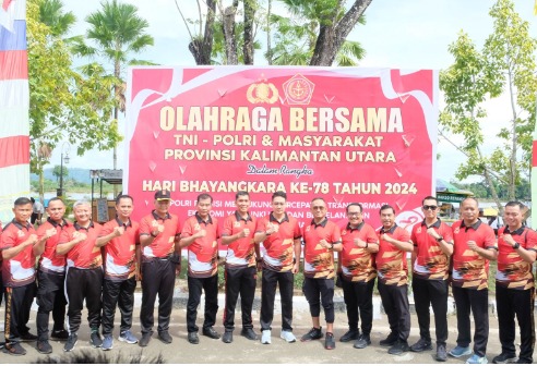 sambut hari bhayangkara ke 78 polda kaltara gelar olahraga bersama tni polri masyarakat 75947