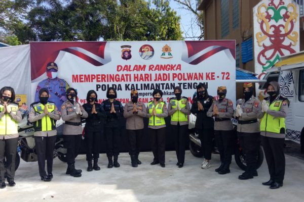 sambut hari jadi polwan ke 72 polda kalteng sediakan pelayanan perpanjangan sim skck gratis 19552