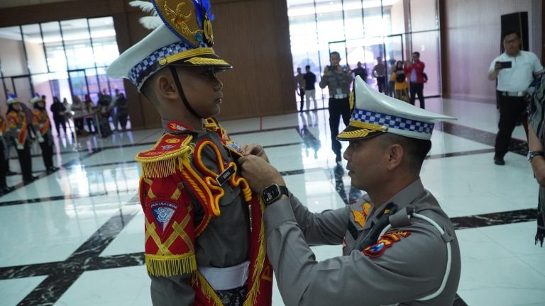 sambut hut bhayangkara ke 78 ditlantas polda jatim gelar lomba polisi cilik 75112