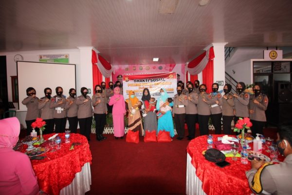 sambut hut polwan ke 72 polwan polda bengkulu gelar bakti sosial di rumah sakit jitra bhayangkara 11374