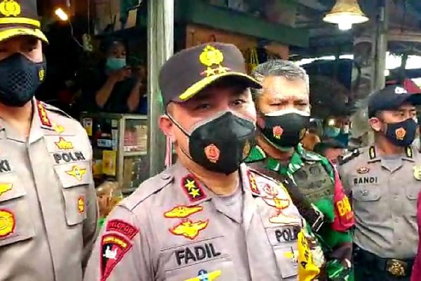 sampaikan tiga program tangani covid 19 kapolda metro jaya sidak pasar senen pancoran 30412