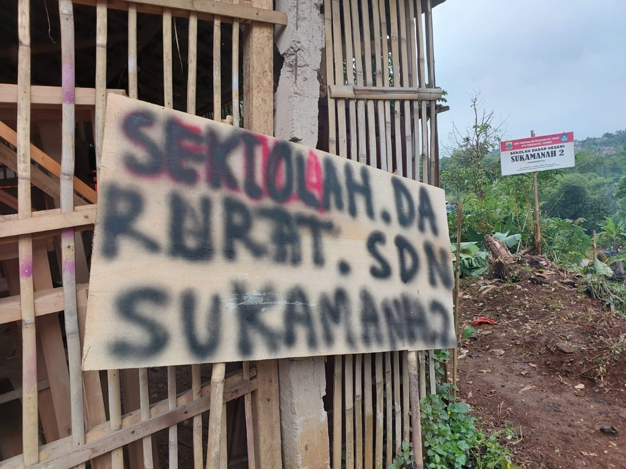 sat binmas polres cianjur dirikan sekolah darurat untuk korban bencana gempa 52247
