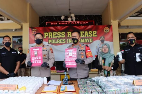 sat narkoba polres indramayu tangkap 10 pengedar narkoba dan amankan barang bukti 24748