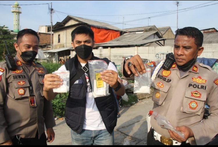 sat narkoba polres metro jakarta barat sita 5 200 gram sabu dan 27 gram ganja siap edar dalam sepekan 24909