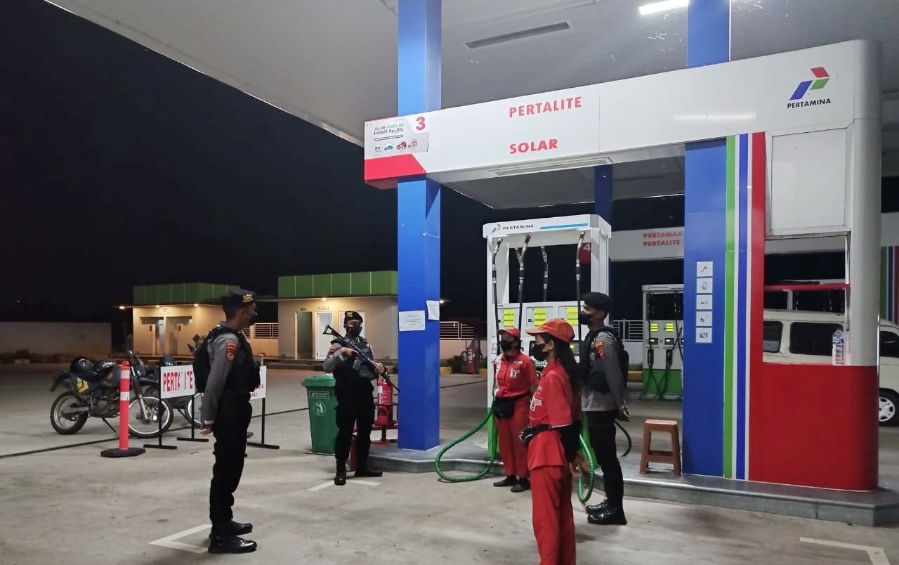 sat samapta polres tulang bawang melaksanakan kegiatan patroli untuk menciptakan situasi kamtibmas 47835