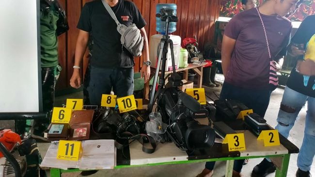 satgas damai cartenz berhasil amankan alat propaganda yang digunakan kkb 54760