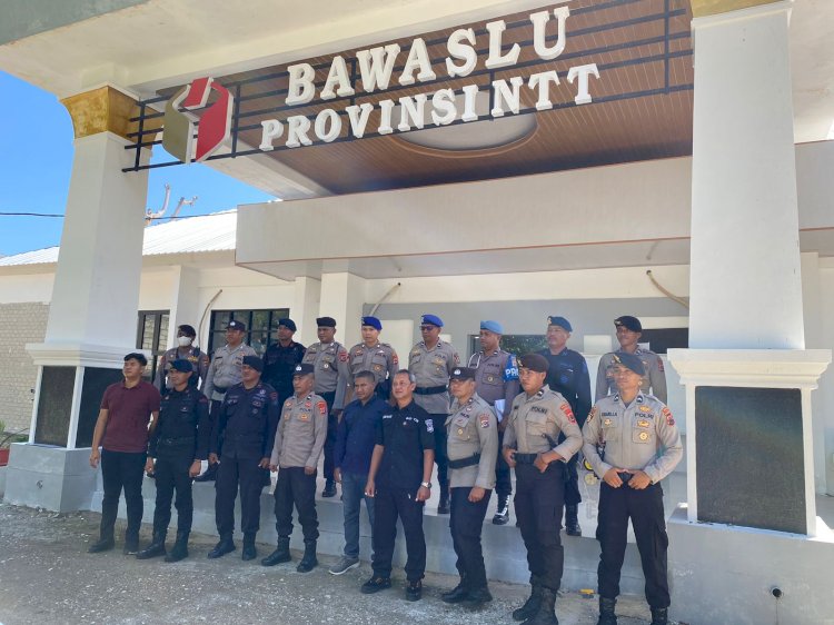 satgas omb polda ntt gelar patroli selama masa rekapitulasi suara pemilu 2024 kota kupang 70606