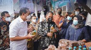 satgas pangan polda sulsel sidak tiga tempat produsen minyak goreng di kawasan pelabuhan soekarno hatta 17695