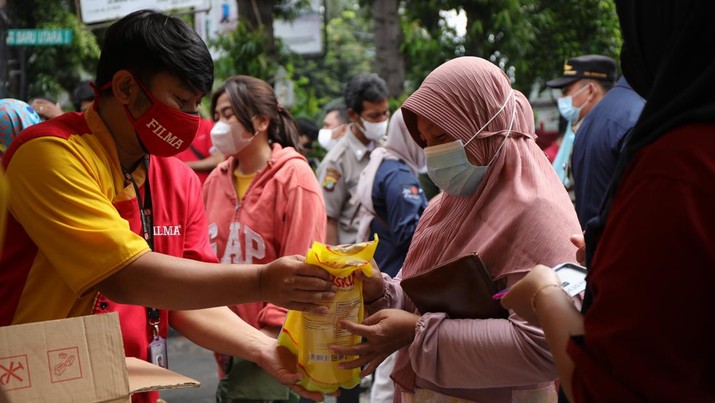 satgas pangan polri pastikan ketersediaan minyak goreng dan gula aman 22957