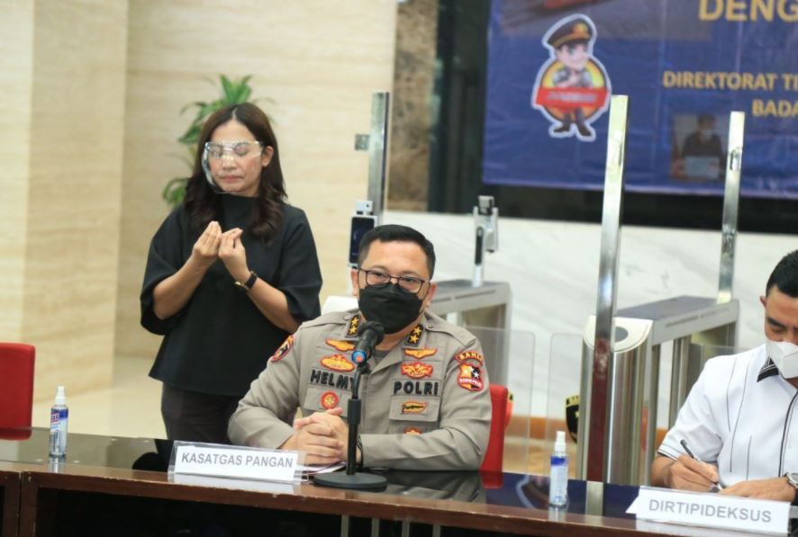 satgas pangan polri temukan pemalsuan hingga pengalihan minyak goreng di 4 provinsi 21023