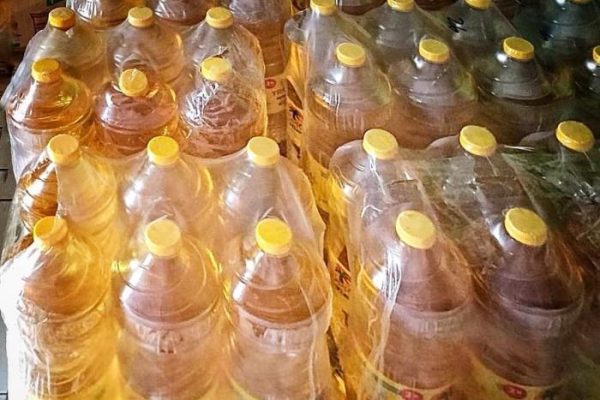 sebabkan kelangkaan polda jabar terus bergerak lakukan pengawasan penimbunan minyak goreng 21020