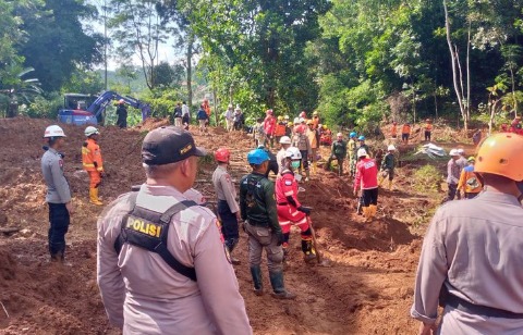 sebanyak 12 korban gempa cianjur masih belum ditemukan operasi pencarian diperpanjang hingga sabtu 52045