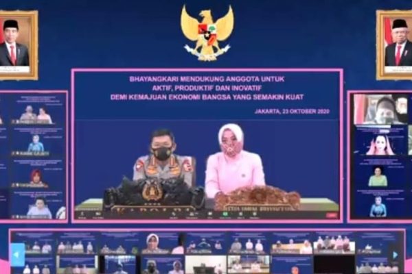 secara virtual ketua umum bhayangkari didampingi kapolri pimpin peringatan hari kesatuan gerak bhayangkari hkgb ke 68 32482